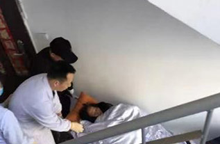 灯塔市病人院后返乡