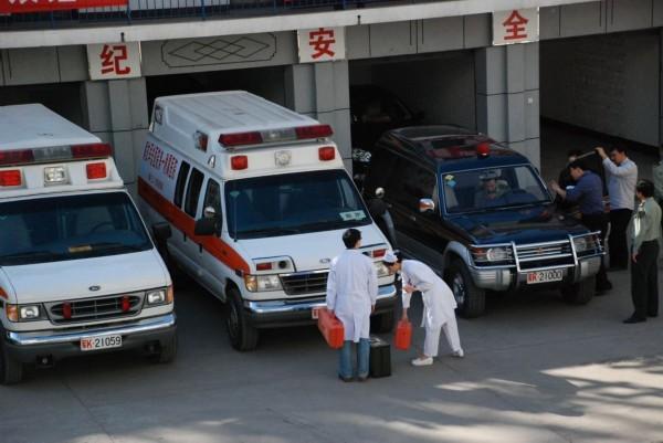 灯塔市救护车转院